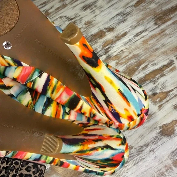 Gianni Bini Platform Peeptoe Pumps Heels 9.5 Vibrant Multicolor - Picture 9 of 13